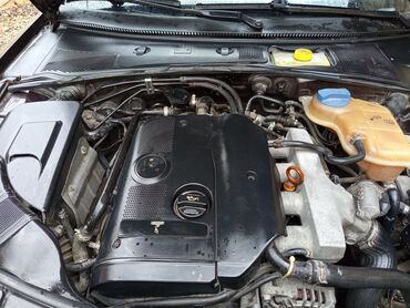 Volkswagen: Volkswagen Passat: 1.8 l | 2003 il Sedan — 11