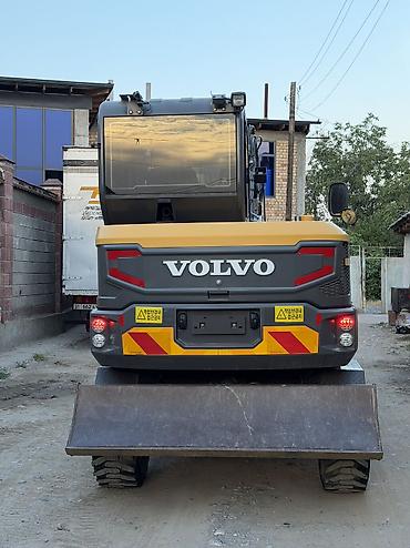 водный матор: Экскаватор, Volvo, 2018 г., Колесный — 3