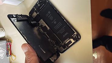 ıpone 7: IPhone 8, Qara, Qırıq — 2