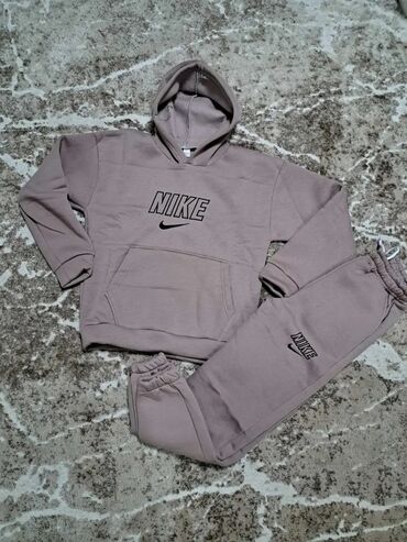 Komplet trenerke: Nike, Unisex — 8