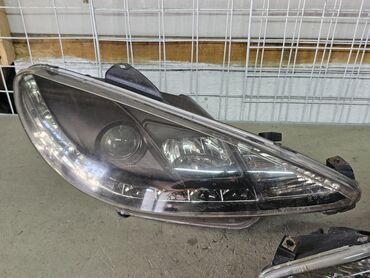 Передние фары: Комплект передних фар Peugeot 2000 г., Б/у, Аналог — 9