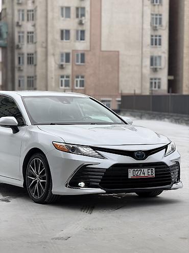 Toyota: Toyota Camry: 2022 г., 2.5 л, Автомат, Гибрид, Седан — 5