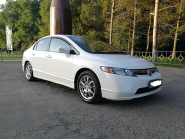 Honda Civic 1.3 л. 2007 | 212000 км