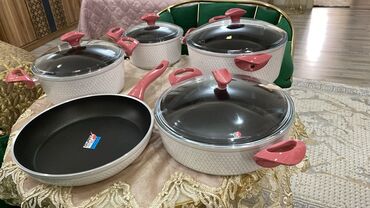 Digər qab-qacaq və mətbəx ləvazimatları: Karopkasida var tep teze tefal qazan desti 100 azn unvan neftciler