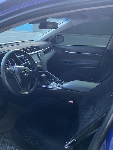 highlander 2017: Toyota Camry: 2018 г., 2.5 л, Вариатор, Гибрид, Седан — 4