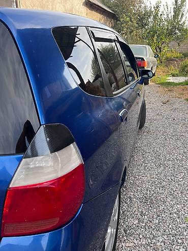 bmw ix3: Honda Fit: 2003 г., 1.3 л, Вариатор, Бензин, Хэтчбэк — 4