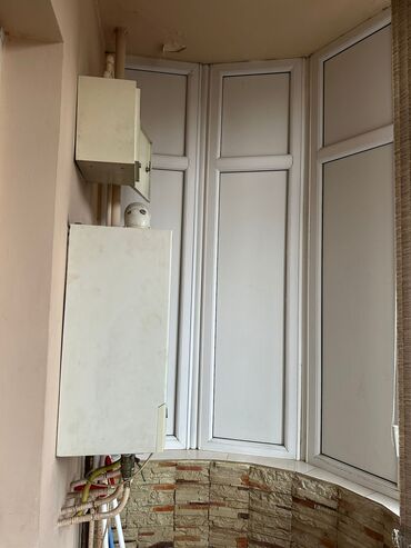 Uzunmüddətli kirayə mənzillər: Nəsimi rayon Təbriz küçəsində yerləşən 3 otaqlı tam təmirli mənzil -da lalafo.az — 6 Uzunmüddətli kirayə mənzillər: Nəsimi rayon Təbriz küçəsində yerləşən 3 otaqlı tam təmirli mənzil — 6