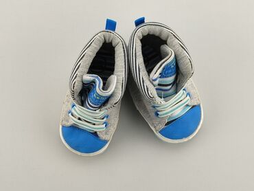 buty sportowe dla niemowląt: Buty sportowe 20, Używany