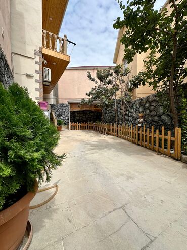 Həyət evləri və villaların satışı: 6 otaqlı, 300 kv. m, Kredit yoxdur, Yeni təmirli — 8