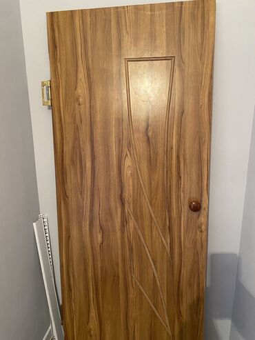 реставрация межкомнатных дверей из двп: Глухая дверь, МДФ, Б/у, 200 *80, Самовывоз