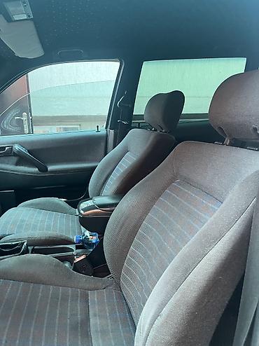 Volkswagen: Volkswagen Passat: 1991 г., 1.8 л, Механика, Бензин, Универсал — 16