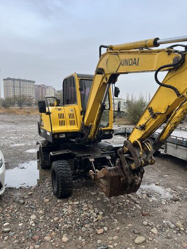 лобовые стекла на спринтер: Экскаватор, Hyundai, Колесный