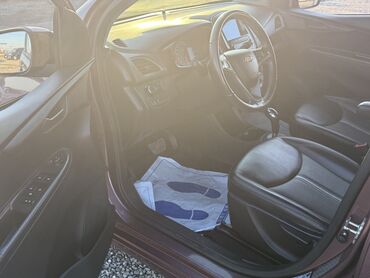 Chevrolet: Chevrolet Spark: 2019 г., 1 л, Автомат, Бензин, Хэтчбэк — 14