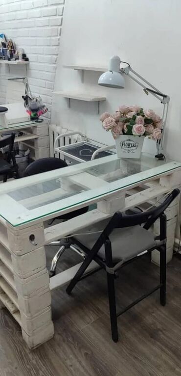 ишу работу кухработник самсышник бишкек: Сдаются 2 маникюрных стола+педикюрная зона 10000 сом/месяц, включая