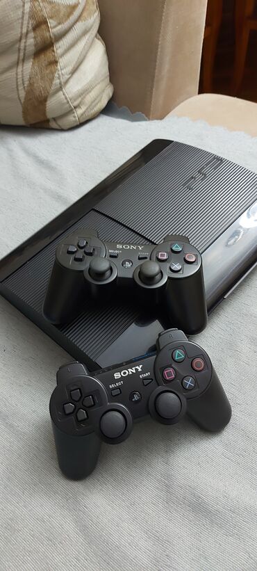 plesteyşn 3: PS3 (Sony PlayStation 3)