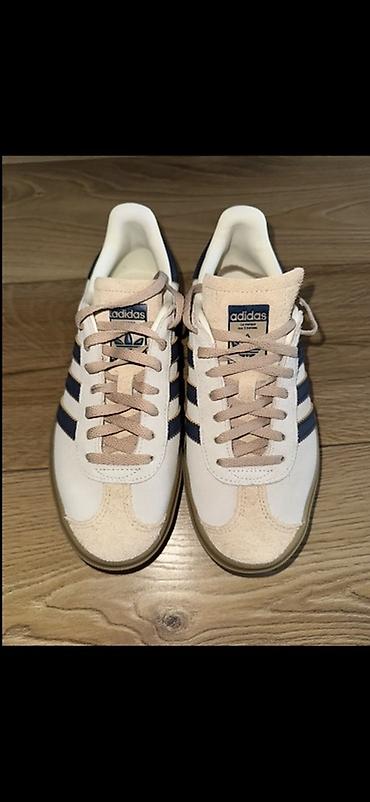 Кроссовки и спортивная обувь: Кроссовки Nike Air Jordan 1 Low (чёрные) - Классическая низкая модель — 9