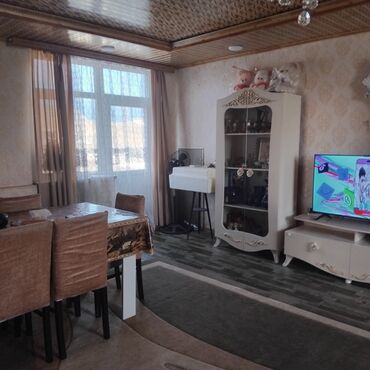 Həyət evləri və villaların satışı: 4 otaqlı, 220 kv. m, Kredit var, Orta təmir — 10