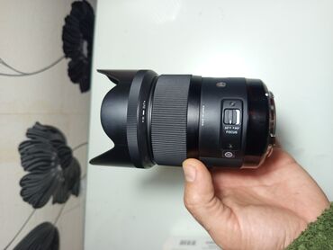 Obyektivlər və filtrləri: Sigma 35mm. 1.4 art çox çox səliqəlidir sıfırdan özündədir heç bir il