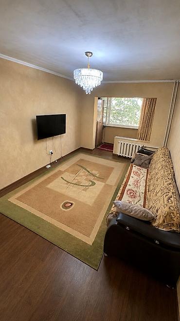 дом кут: 3 комнаты, 62 м², 105 серия, 1 этаж — 2
