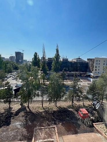2 8: 3 комнаты, 111 м², 8 мкр Индивидуалка, 5 этаж — 4