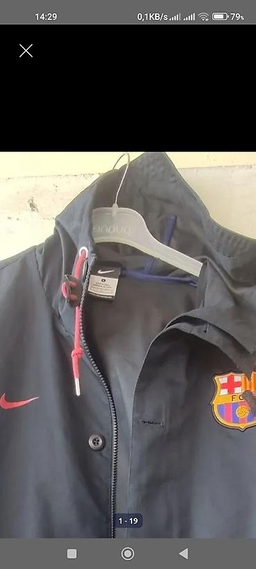 Kurtkalar: Diqqət Nike. firmasının kurtkası. cox gözəl, Nike firmasının — 20