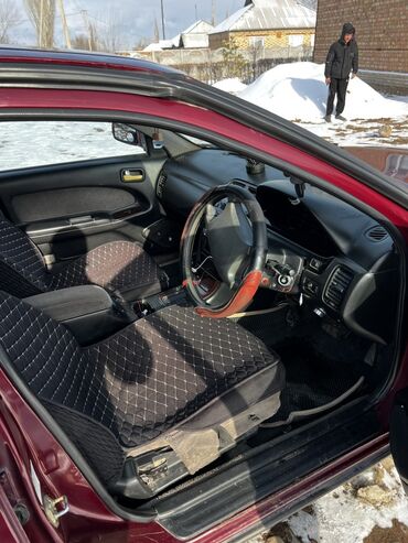 Nissan: Nissan : 1995 г., 2 л, Автомат, Бензин, Седан — 2