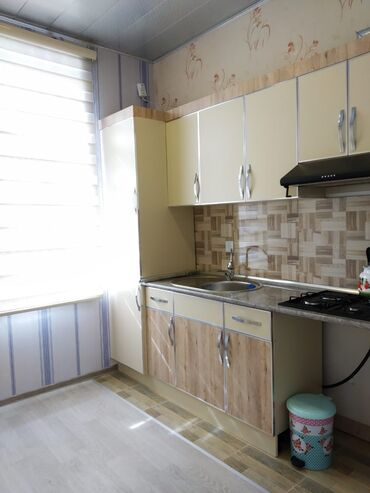 Günlük kirayə evlər: 100 kv. m, 3 otaqlı — 13