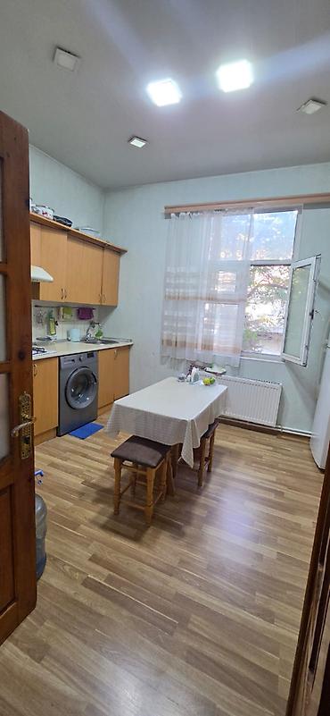 əmlak: ÇOX TƏCİLİ KİRAYƏ MƏNZİL Mənzil,28 May metrosunun 2 ci çıxışına — 10