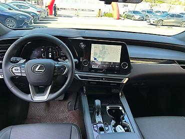 Lexus: Lexus RX: 2025 г., 2 л, Типтроник, Бензин, Кроссовер — 10