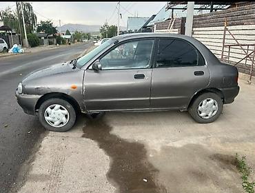 devo matiz: Volkswagen Passat: 1997 г., 1.3 л, Механика, Газ, Седан — 3