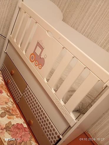 isləmis mebel: Oğlan və qız üçün, İşlənmiş, Çarpayı, Matras ilə, Siyirməli — 6