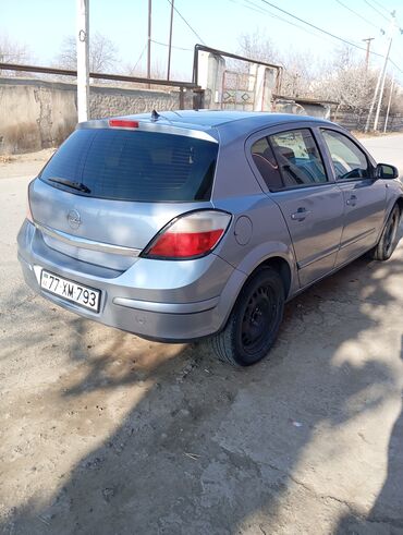 Opel: Opel Astra H hatchback - Kuzov: 5 qapılı hatchback, gümüşü rəng - — 9