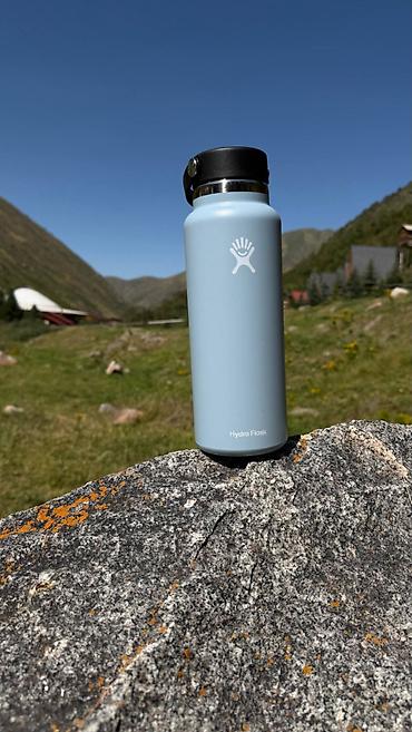 изотоник: Термобутылка Hydro Flask с крышкой-переноской - Объем: ориентировочно — 2