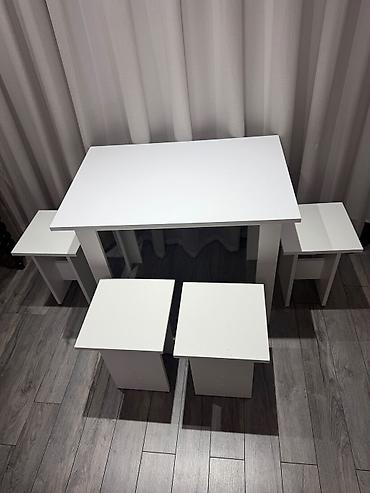 Mətbəx üçün, İşlənmiş, Kvadrat masa, 4 stul