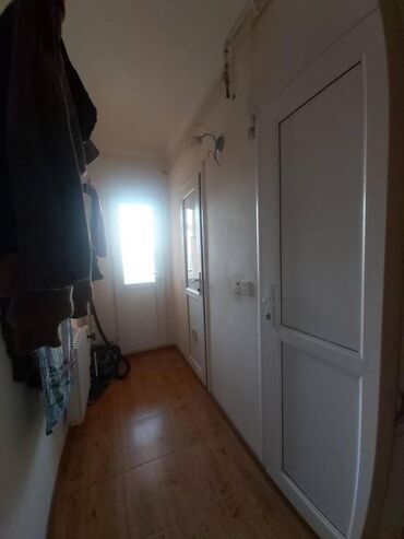 Köhnə tikili: Sumqayıt, 3 otaqlı, Köhnə tikili, 63 kv. m — 8