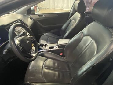 Hyundai: Hyundai Sonata: 2018 г., 2 л, Автомат, Газ, Седан — 9