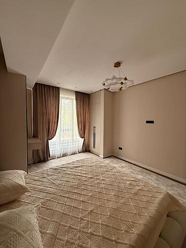 11 мкр квартира: 2 комнаты, 79 м², 11 мкр Элитка, 2 этаж, Дизайнерский ремонт — 4
