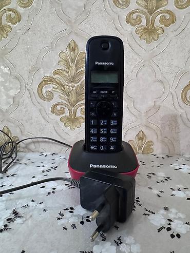 panasonic telefonu: Panasonic simsiz ev telefonu + baza stansiyası Xüsusiyyətlər: - — 1