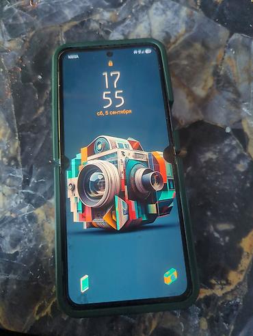 часы whoop: Смартфон-раскладушка Samsung Galaxy Z Flip (линейка Z Flip — 2