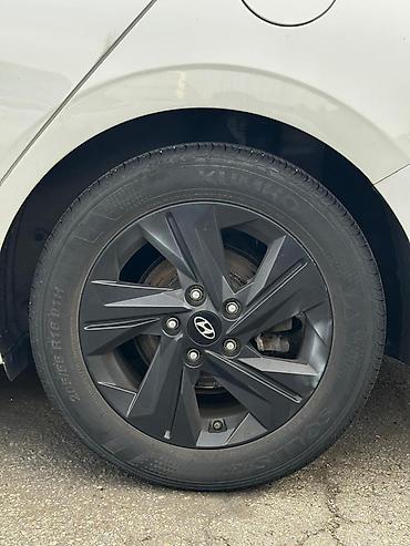 d 4d: Hyundai Avante: 2020 г., 1.6 л, Автомат, Гибрид, Хэтчбэк — 3