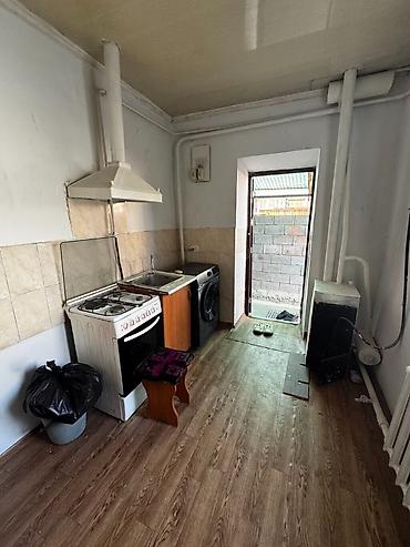 Продажа коттеджей и домов: Продается полдома с участком 📍 Площадь дома: 54 м² Участок: 4 сотки — 7