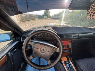 Mercedes-Benz: Mercedes-Benz W124: 1993 г., 3.2 л, Автомат, Бензин, Седан — 8