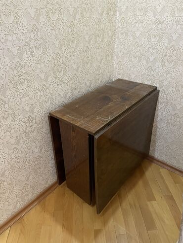 taxta stul stol: Qonaq masası, İşlənmiş, Açılan, Kvadrat masa, Rusiya