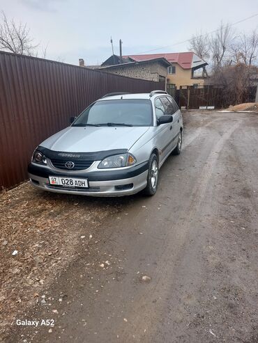 продаю алфард: Toyota Avensis: 2000 г., 1.8 л, Механика, Бензин, Универсал