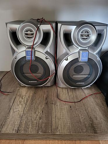 Audio: Samsung passiv akustik kolonlar – 2 ədəd Xüsusiyyətlər: - İkiyollu — 1