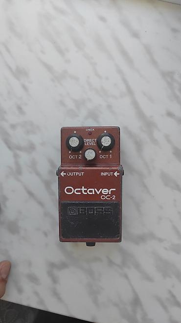ucuz sıntezatorlar: BOSS Octaver OC-2 gitar pedalı Japon - İki oktava qədər — 1