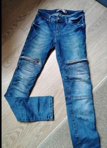 Jeans: Capitto farmerke 29br kao nove jako kvalitetne, pune elastina