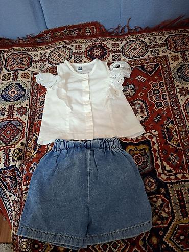 Dəstlər: Qız uşaqları üçün 2 hissəli dəst - Üst: Ağ, düyməli köynək/bluz — 2
