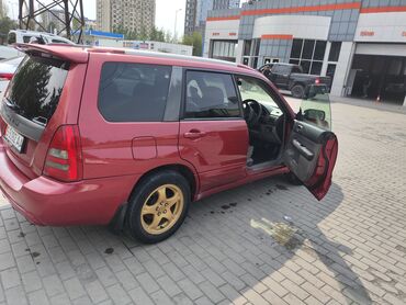 Subaru: Subaru Forester: 2003 г., 2 л, Механика, Бензин, Кроссовер