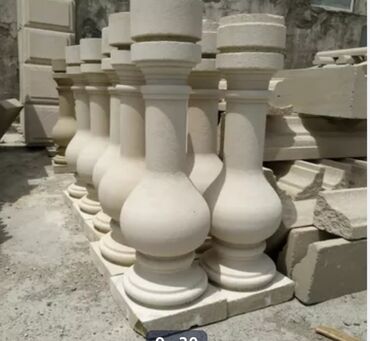 Bitkilər üçün dibçəklər: Bahar və yay çiçəkləri üçün nəzərdə tutulmuş, daşdan hazırlanmış -da lalafo.az — 44 Bitkilər üçün dibçəklər: Bahar və yay çiçəkləri üçün nəzərdə tutulmuş, daşdan hazırlanmış — 44